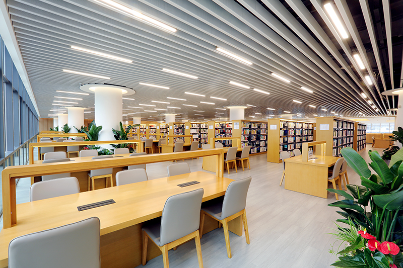圖書館家具